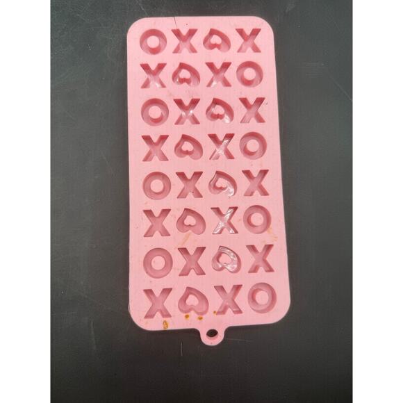 Lot of 5 Valentine’s Day Candy Silicone Trays (Used) - Picture 4 of 8